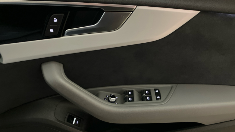 Audi A4 35 TDI S Line 5dr S Tronic Diesel Estate